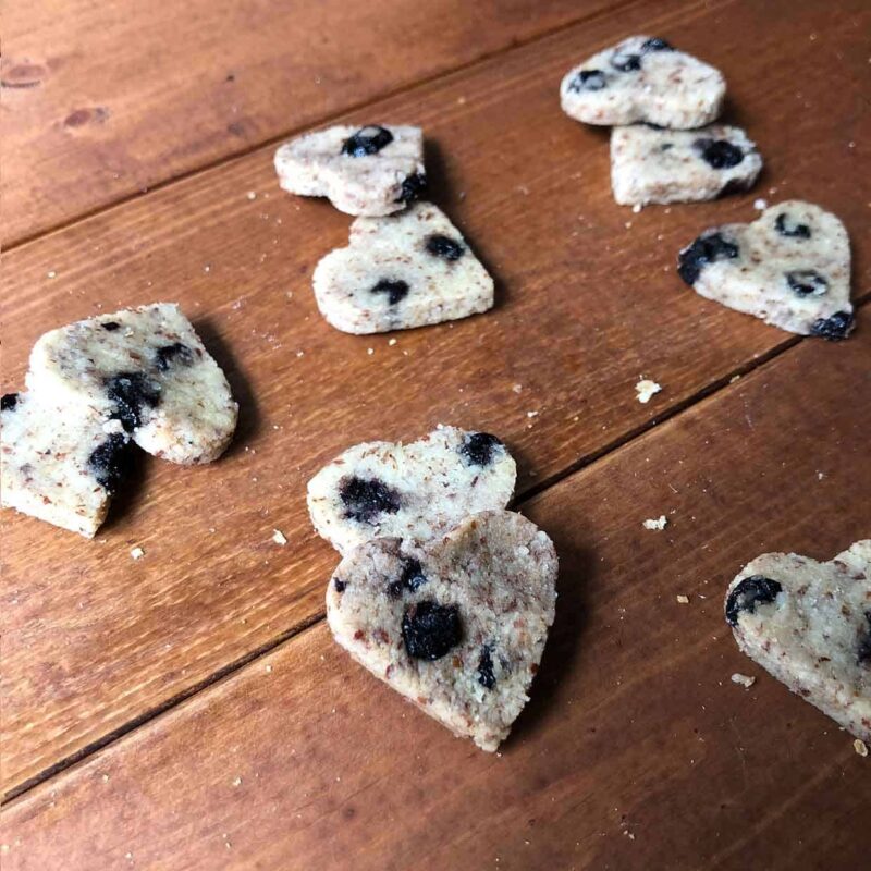 Pawmeal Blueberry Hearts 3 1240x1240