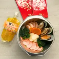 Pawmeal Umami Hotpot with Tri-Gold Broth